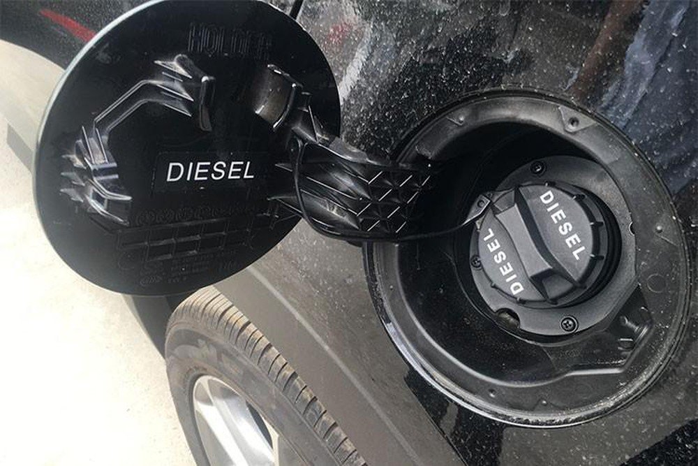 Cách xử lý khi đổ nhầm nhiên liệu trên xe